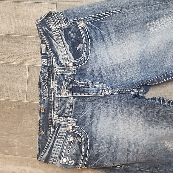 Miss Me brand Capri jeans - Picture 2 of 13